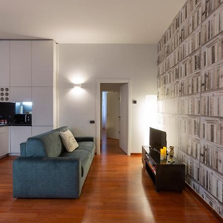 My Charming Apartments In Centro Citta-San Lorenzo Suite 밀라노 외부 사진